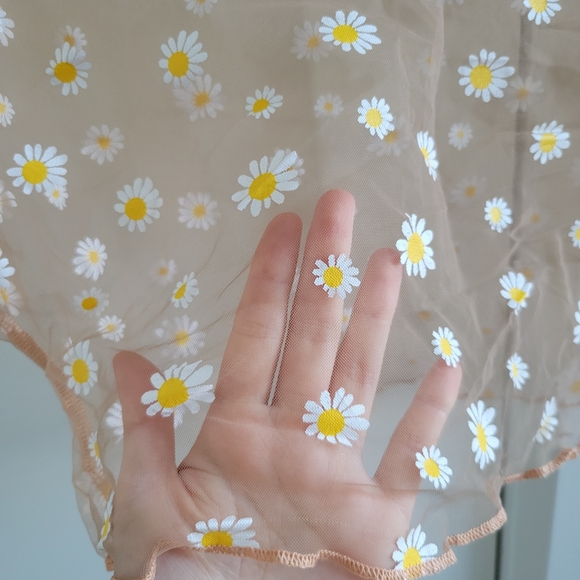 Sheer Floral Top - Picture 2 of 2